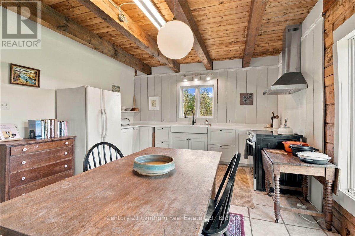 466 WOODS ROAD - 9