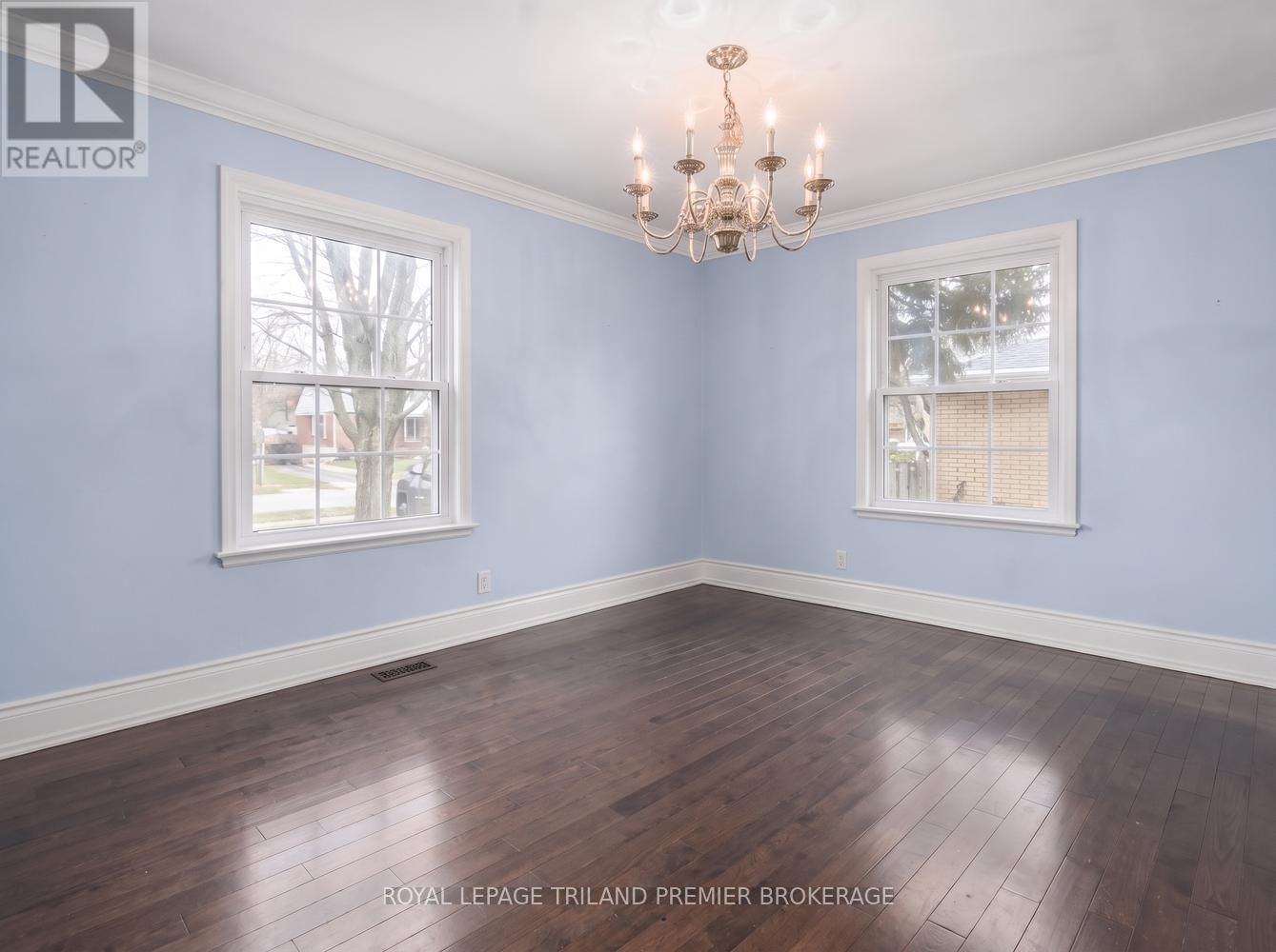 669 SANATORIUM ROAD - 10