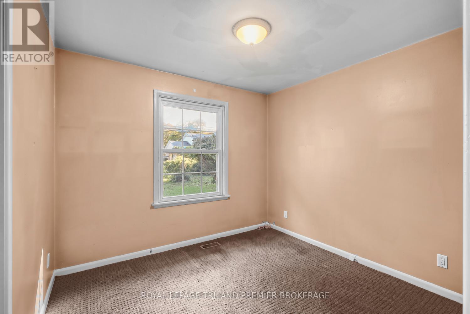 669 SANATORIUM ROAD - 20
