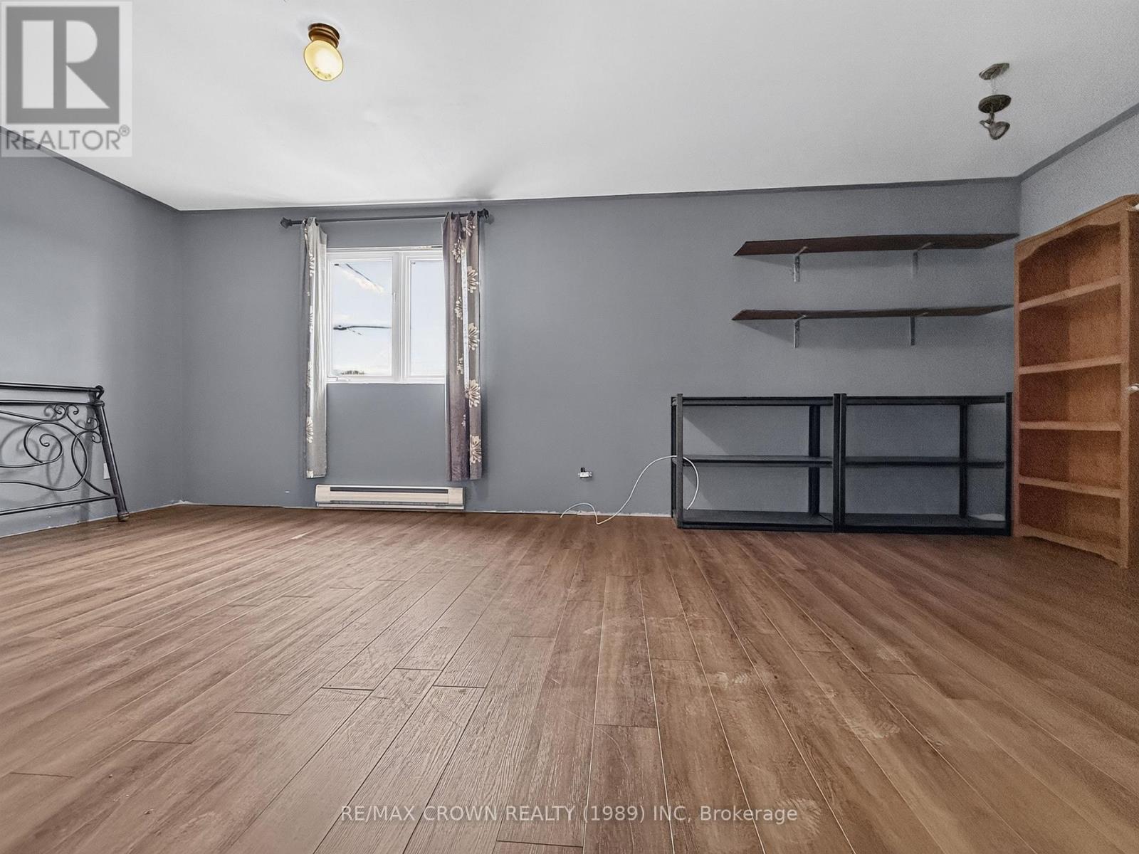 24 CEDAR AVENUE - Image 24