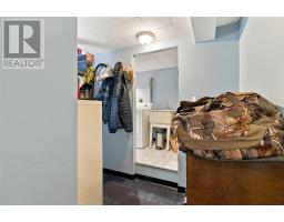 36 Jersey Avenue thumbnail 15