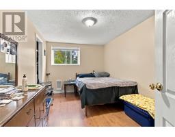 36 Jersey Avenue thumbnail 21