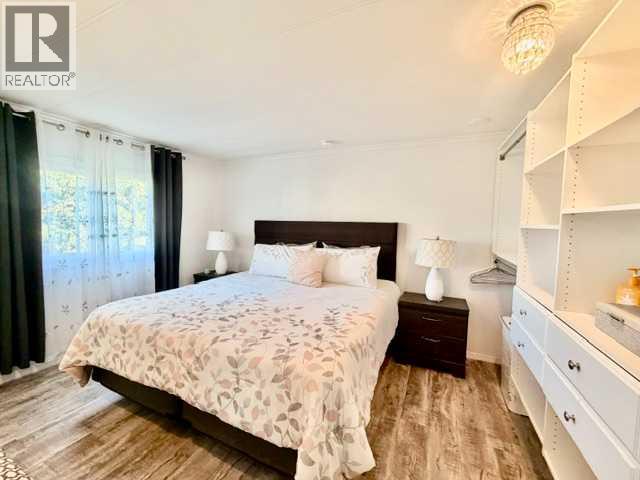 Listing photo – 5111 48 Street, Hardisty