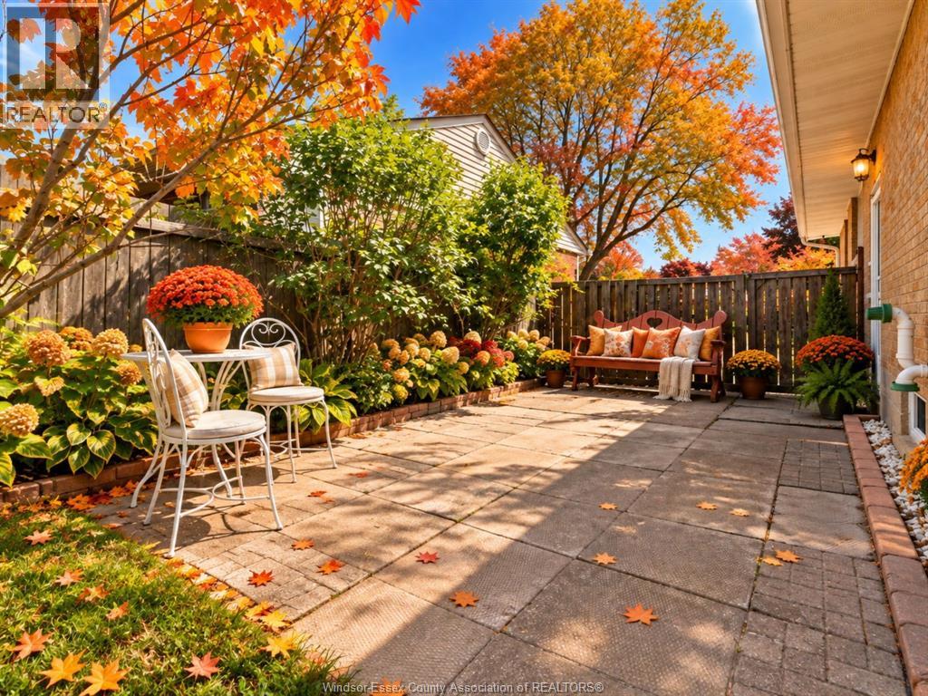 3800 ROSEMOUNT AVENUE - 23