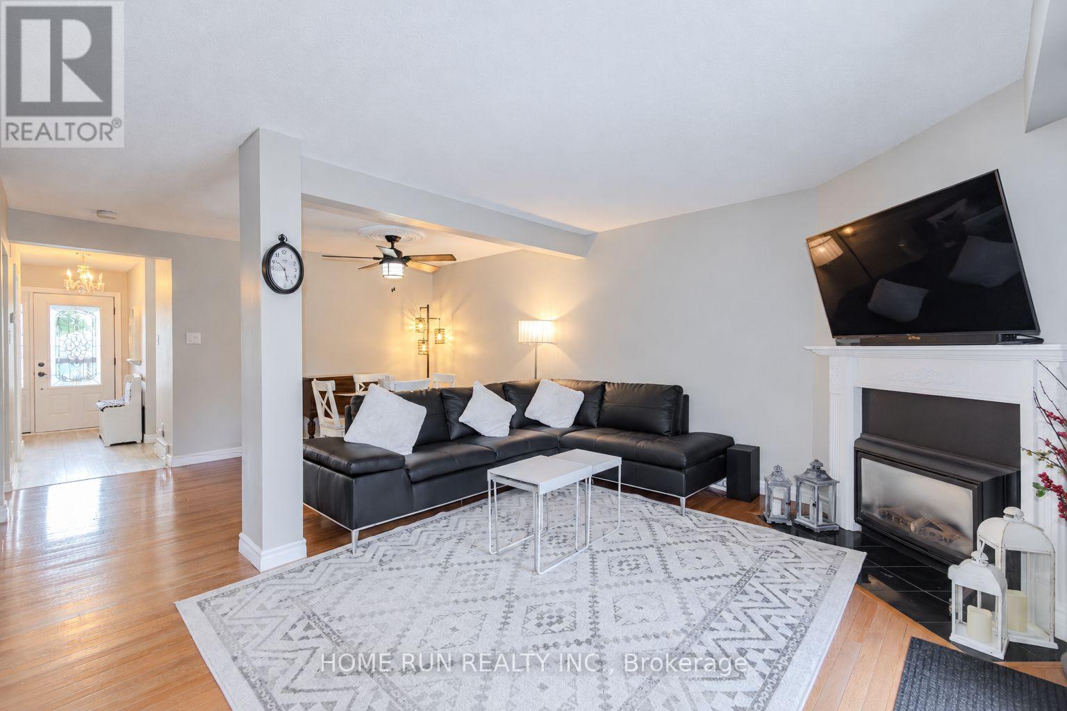 57 FAIR OAKS CRESCENT - Image 19