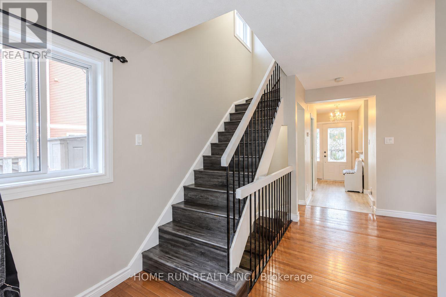 57 FAIR OAKS CRESCENT - Image 21
