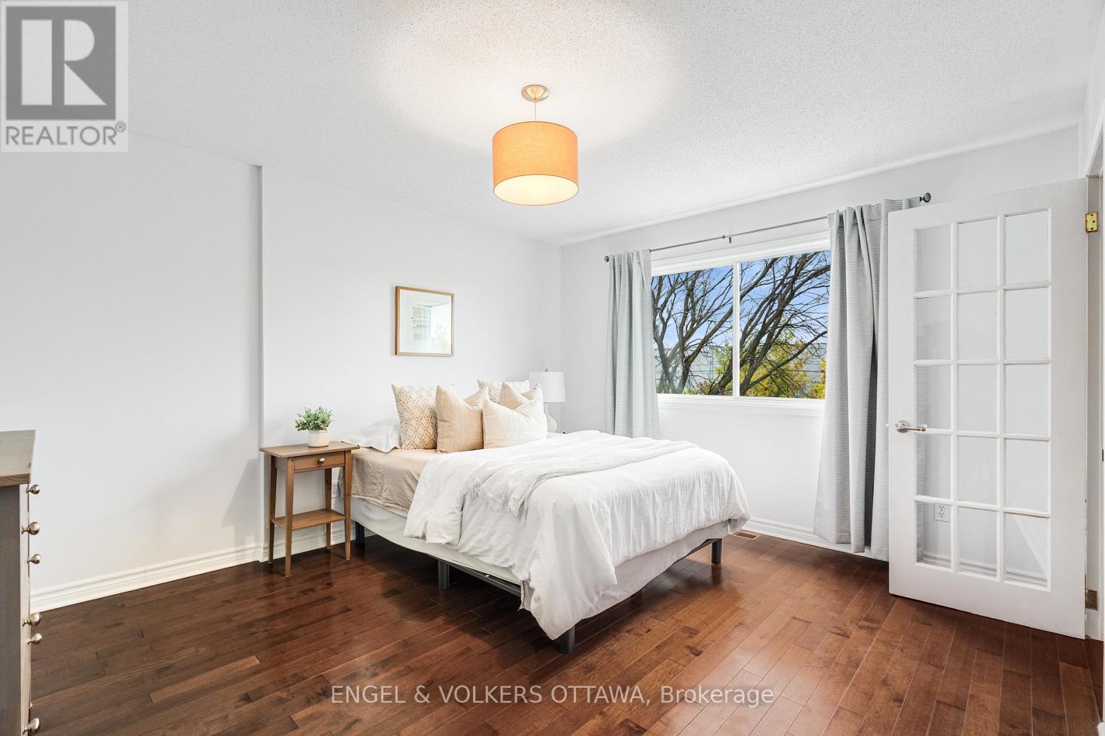 2032 AVENUE P - 13