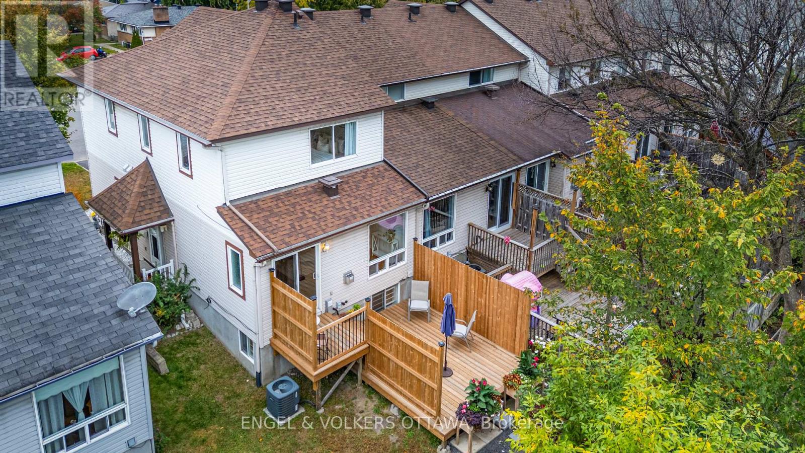 2032 AVENUE P - 33