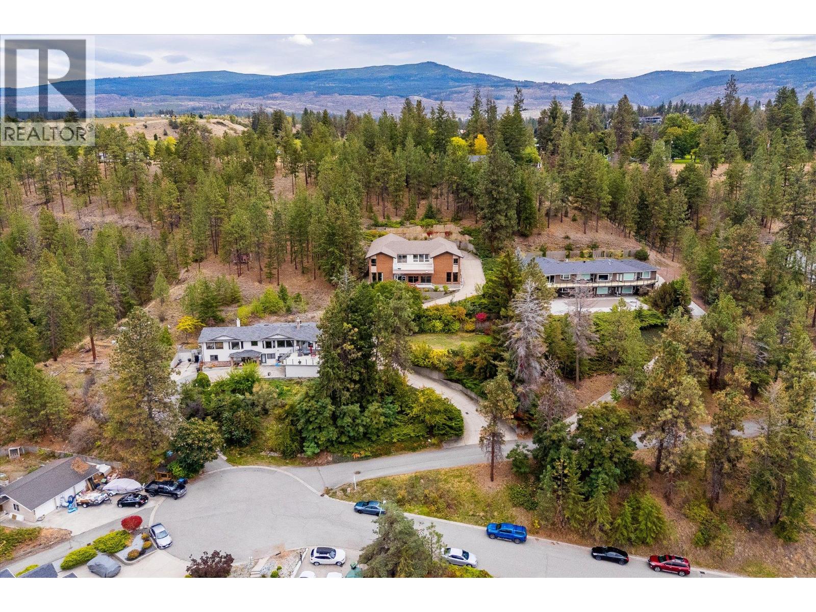 1045 Bartholomew Court, Kelowna
