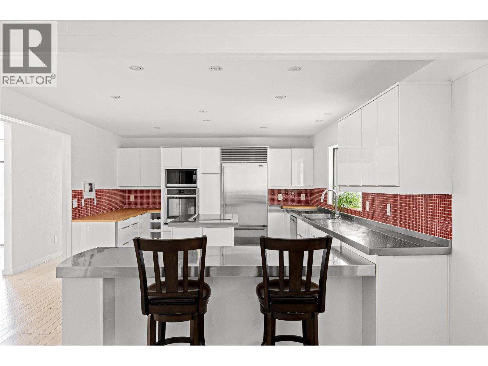 1045 Bartholomew Court, Kelowna
