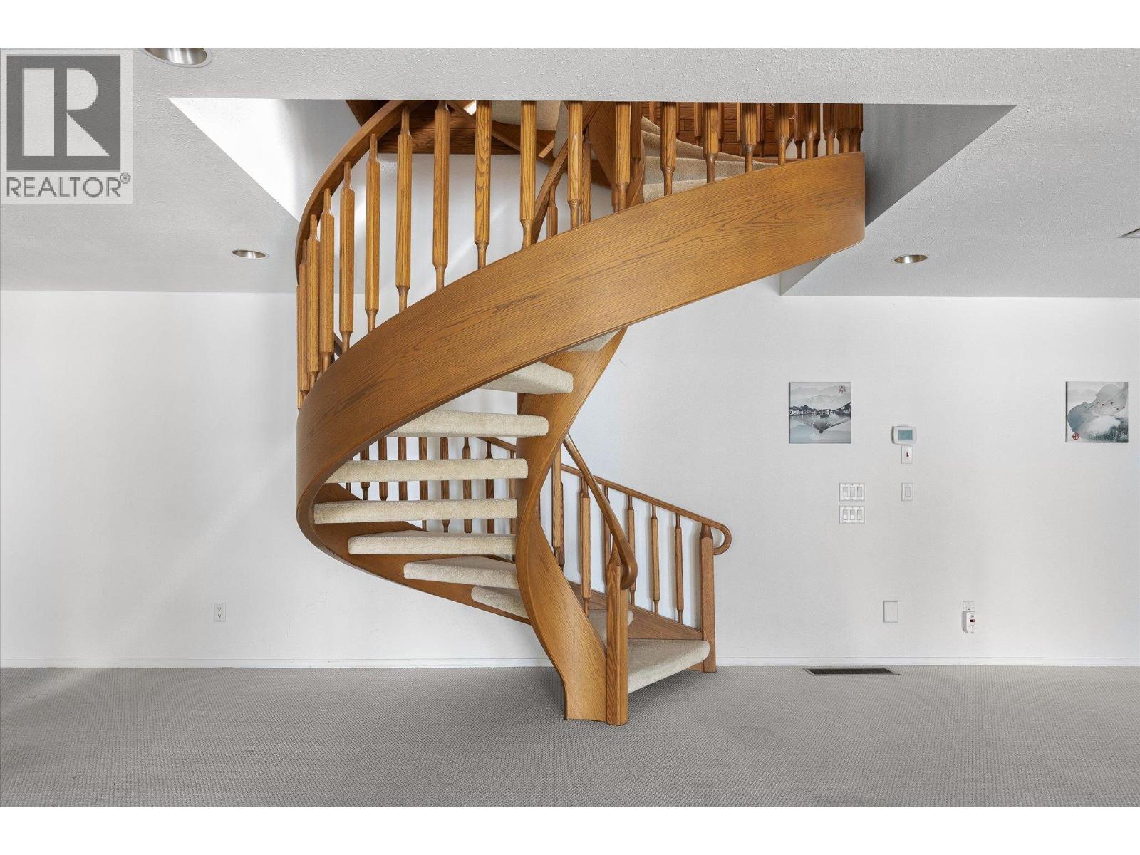 1045 Bartholomew Court, Kelowna