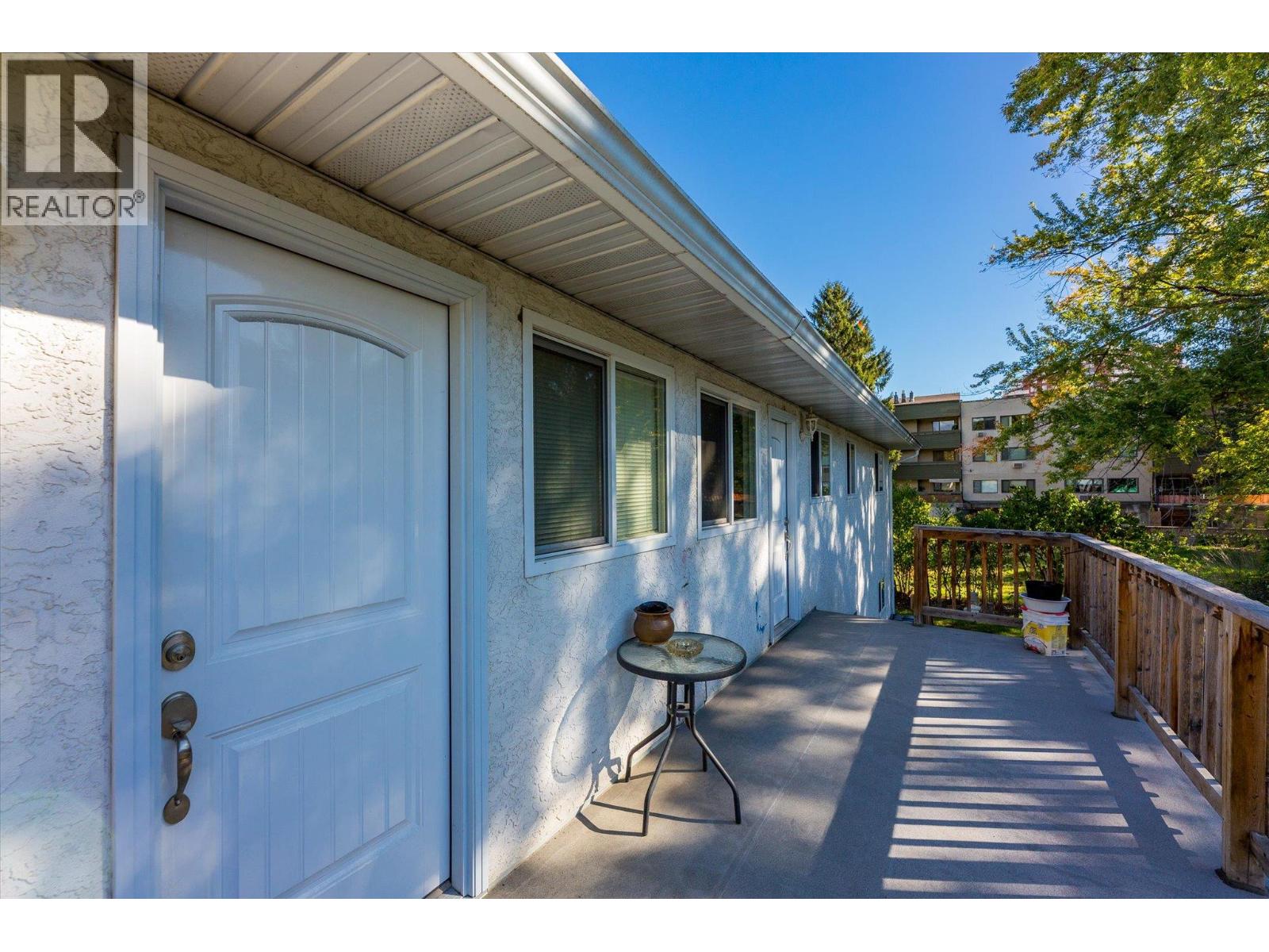1011-1013 Lawson Avenue - Image 12