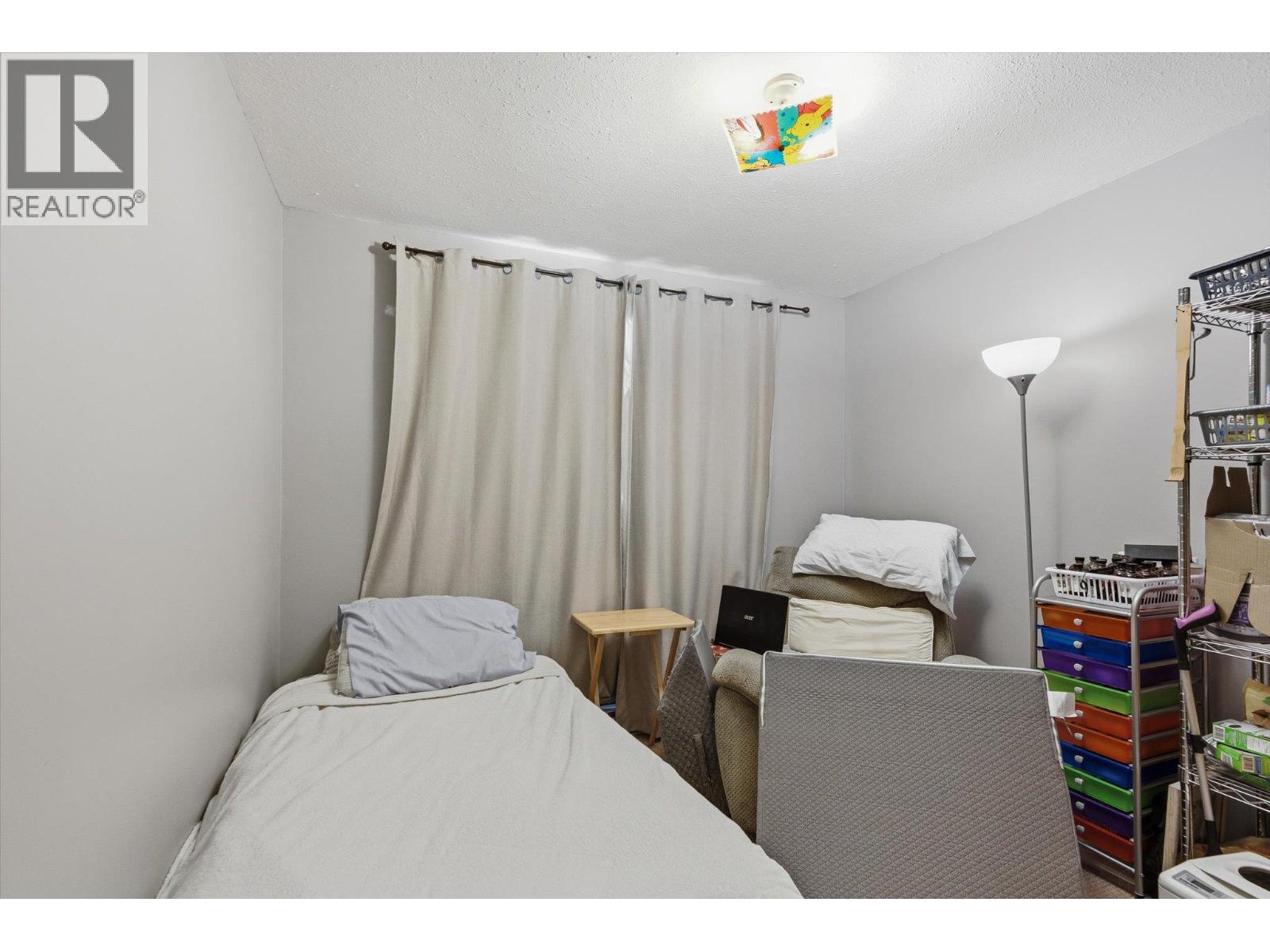 1011-1013 Lawson Avenue - Image 35