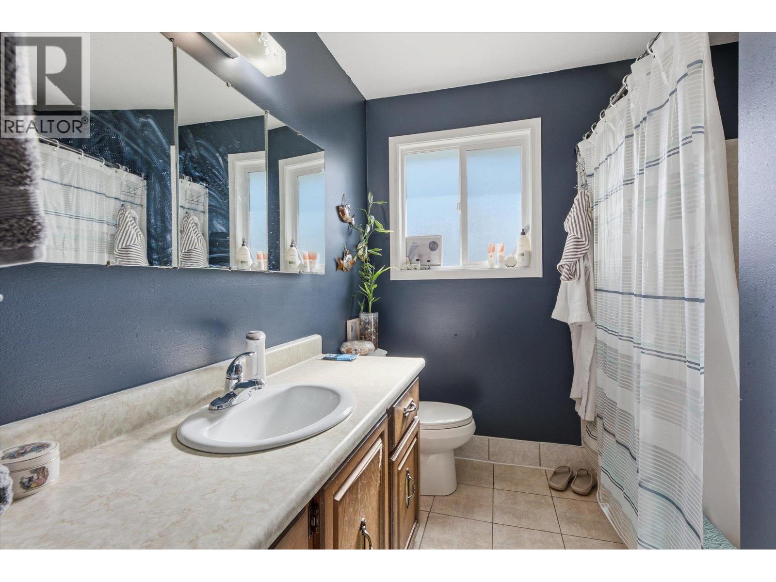 1011-1013 Lawson Avenue - Image 36