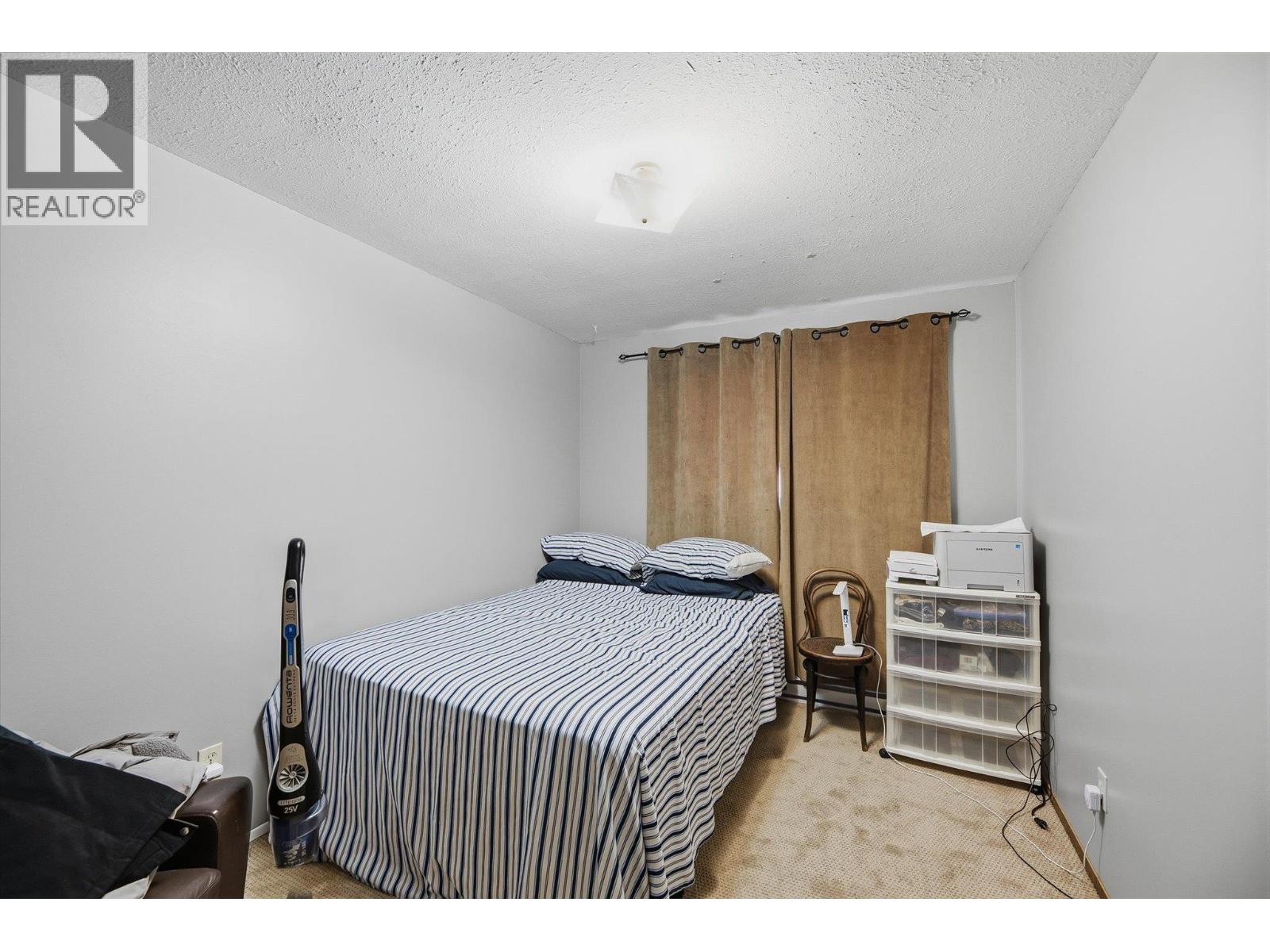 1011-1013 Lawson Avenue - Image 34