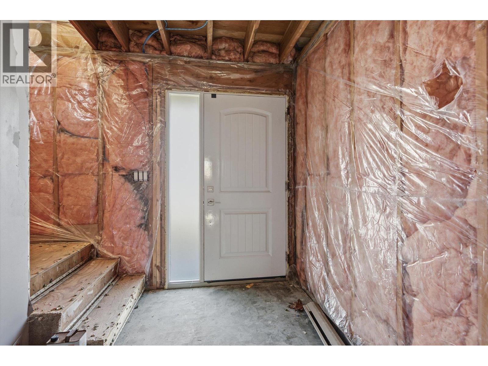 1011-1013 Lawson Avenue - Image 42
