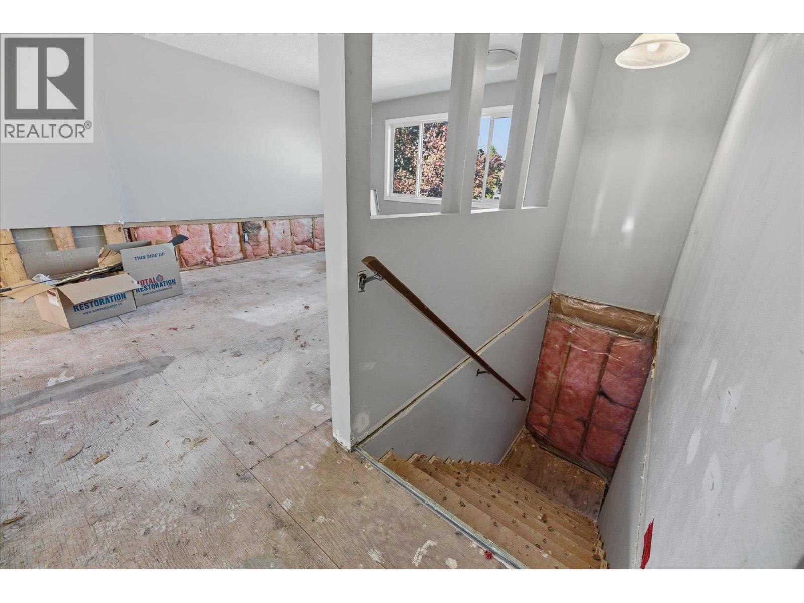 1011-1013 Lawson Avenue - Image 49