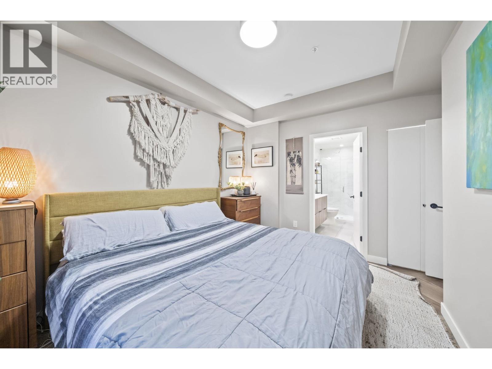 605 3229 ST JOHNS STREET, Port Moody - Image 1