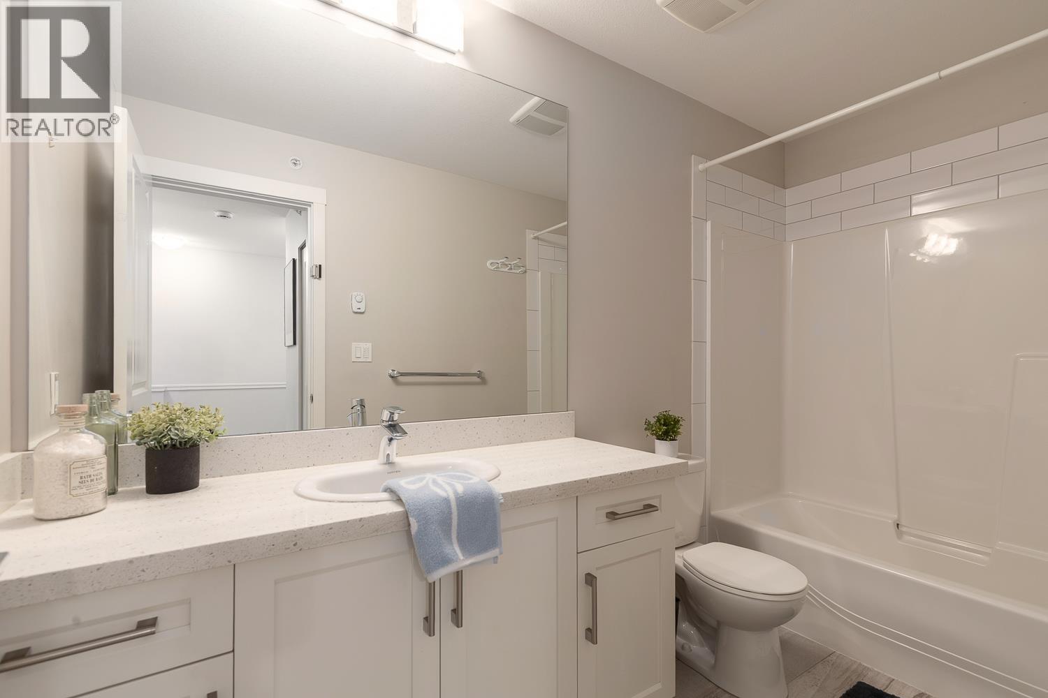 11 23986 104 AVENUE, Maple Ridge