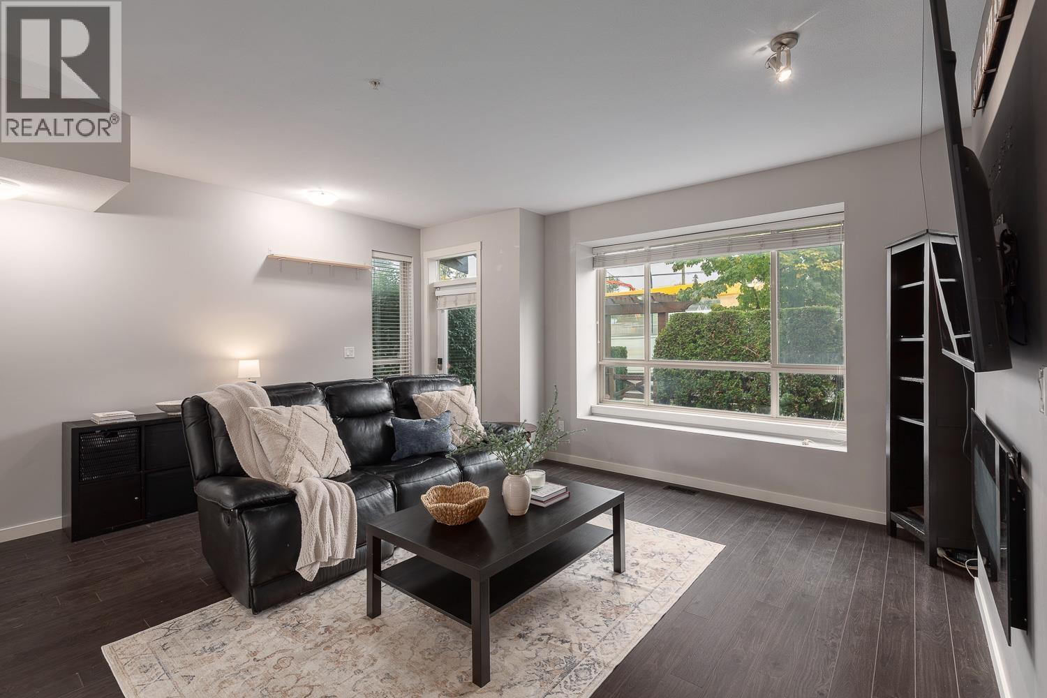11 23986 104 AVENUE, Maple Ridge