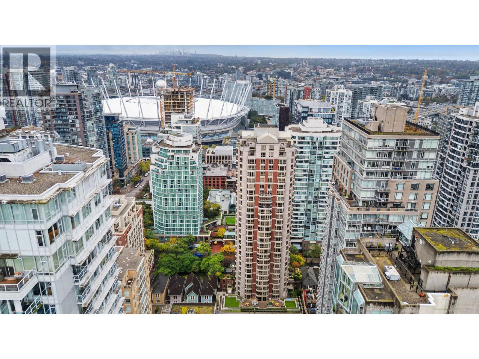 906 867 HAMILTON STREET, Vancouver