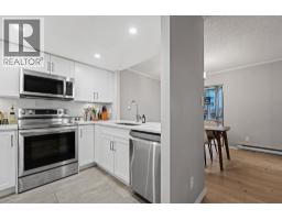 906 867 Hamilton Street, Vancouver, BC V6B6B7 Photo 9