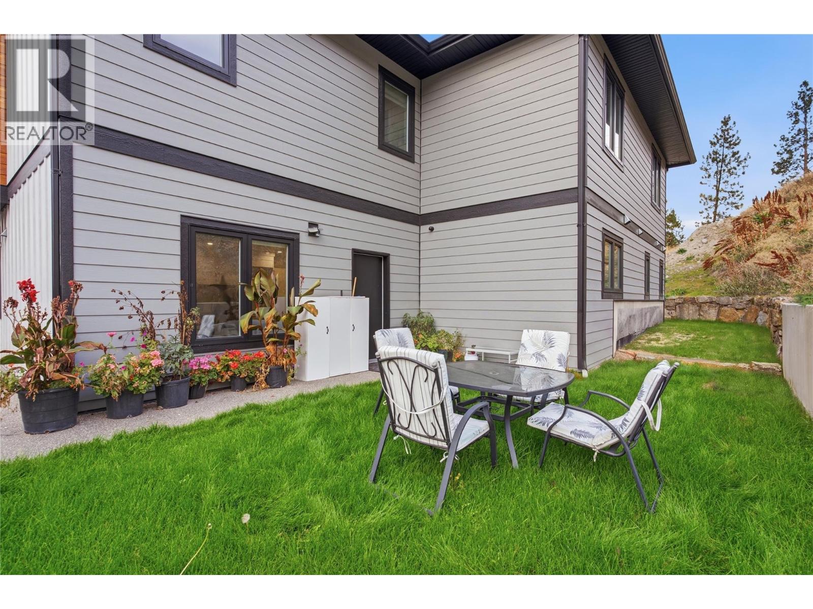 647 Deans Drive - 34