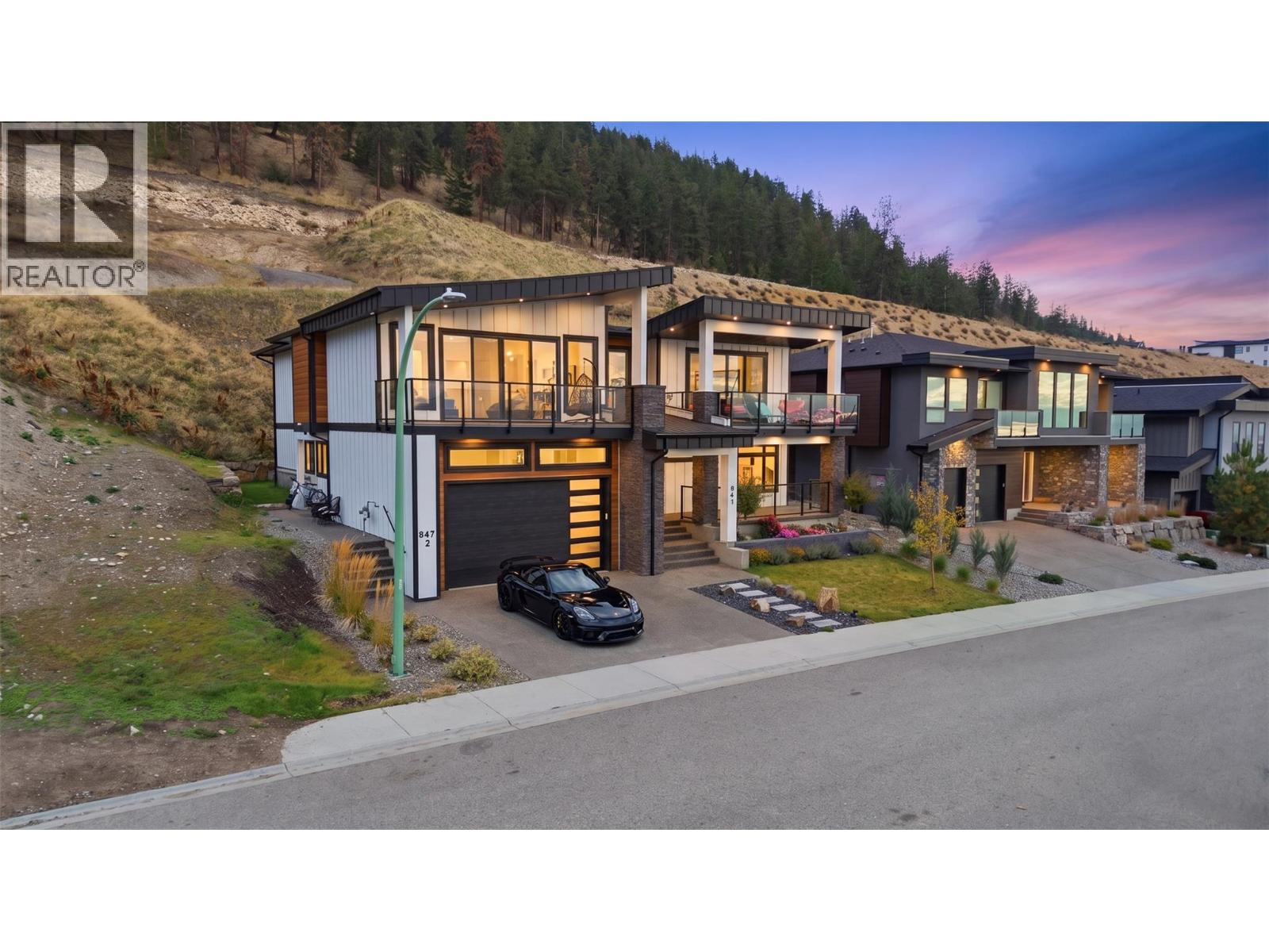 647 Deans Drive, Kelowna
