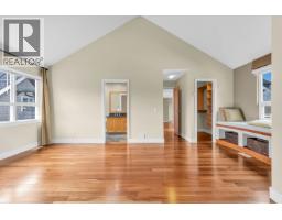 264 Holly Avenue, New Westminster, BC V3M0B3 Photo 17