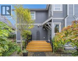 264 Holly Avenue, New Westminster, BC V3M0B3 Photo 30