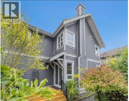 264 Holly Avenue, New Westminster, BC V3M0B3 Photo 32