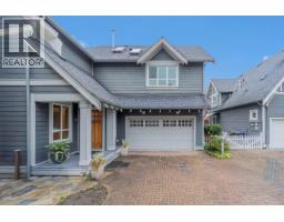 264 Holly Avenue, New Westminster, BC V3M0B3 Photo 34