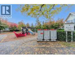 264 Holly Avenue, New Westminster, BC V3M0B3 Photo 38