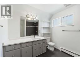 20225 Lorne Avenue, Maple Ridge, BC V2X1E9 Photo 24