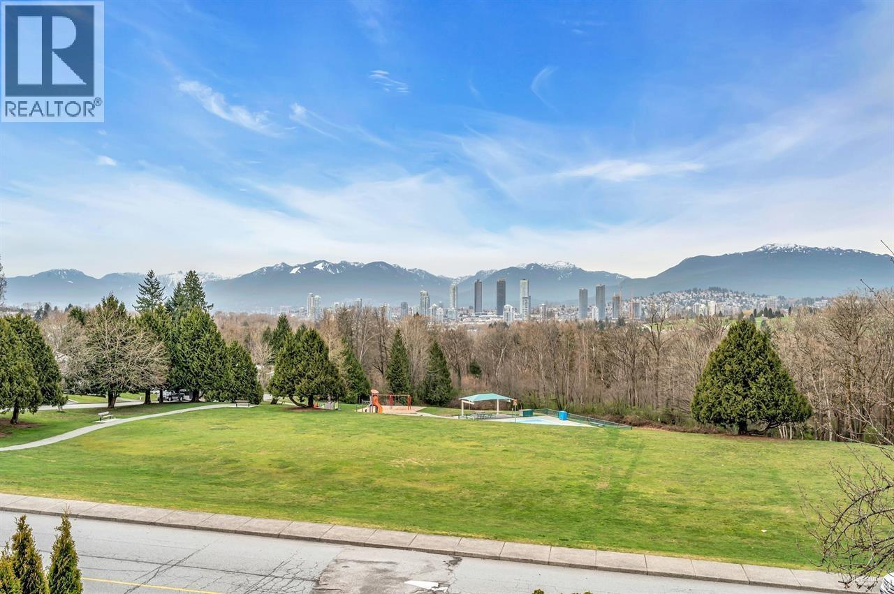 Property for sale at 4854 BOND STREET