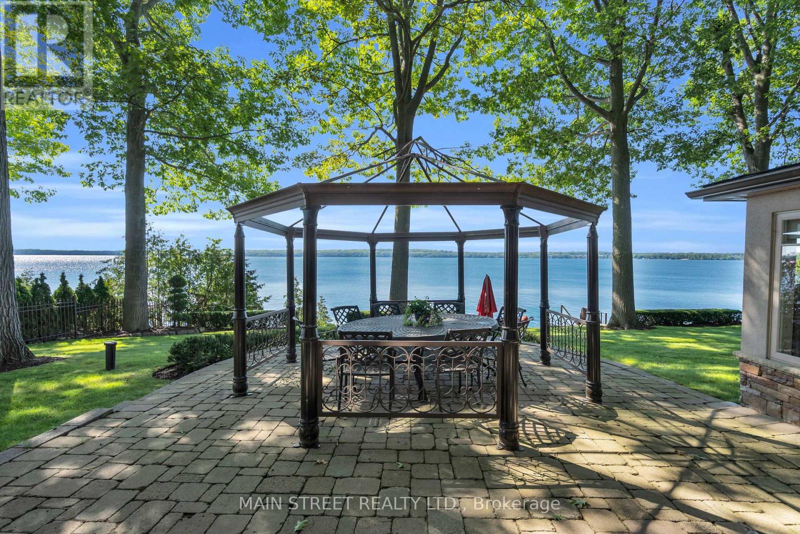 13 GEORGINA DRIVE S - 6