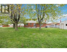 1516 Henley Crescent, Sarnia, ON N7S5Z8 Photo 36
