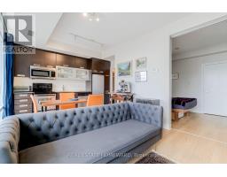 90 Stadium Road, Toronto, ON M5V3W5 Photo 10