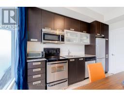 90 Stadium Road, Toronto, ON M5V3W5 Photo 6