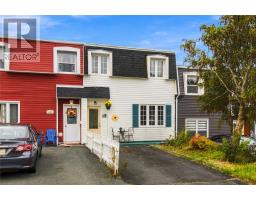 42 Mooney Crescent thumbnail 2