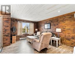 28 Berry Road thumbnail 14