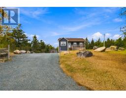 28 Berry Road thumbnail 3
