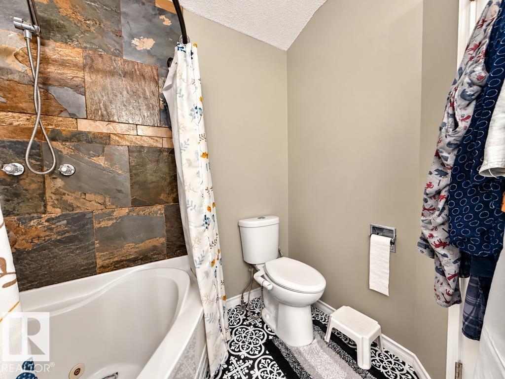 1823 45 ST NW - 12
