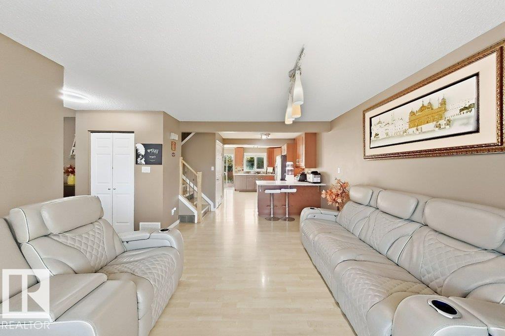 1823 45 ST NW - 21