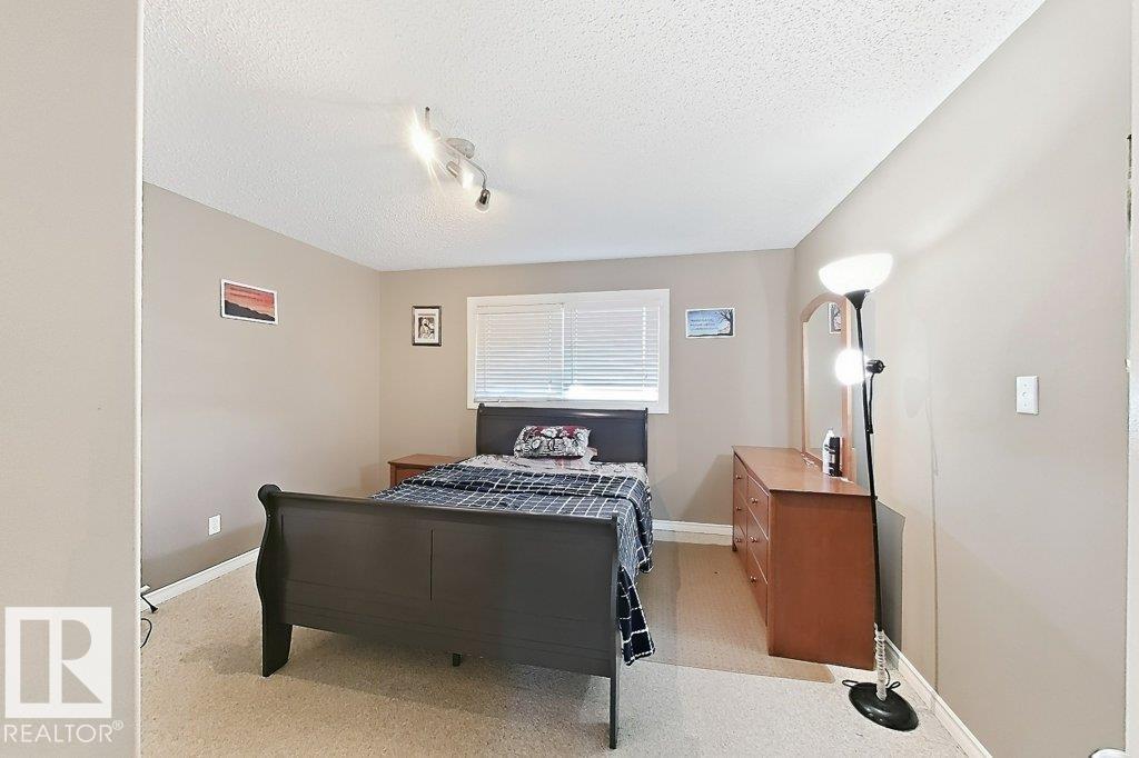 1823 45 ST NW - 37