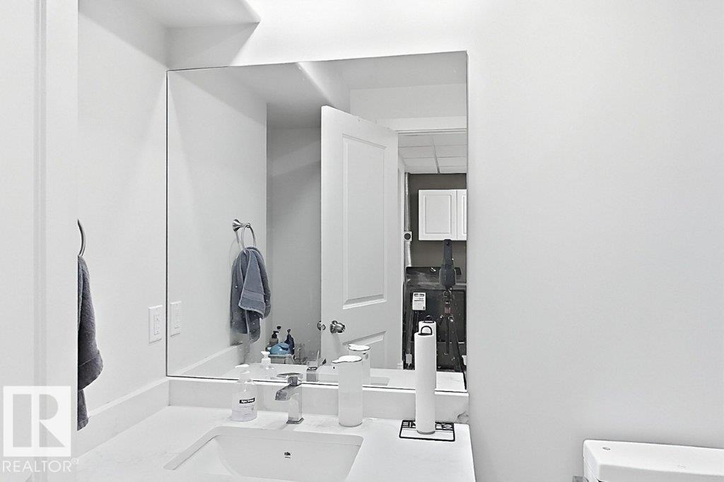 1823 45 ST NW - 45