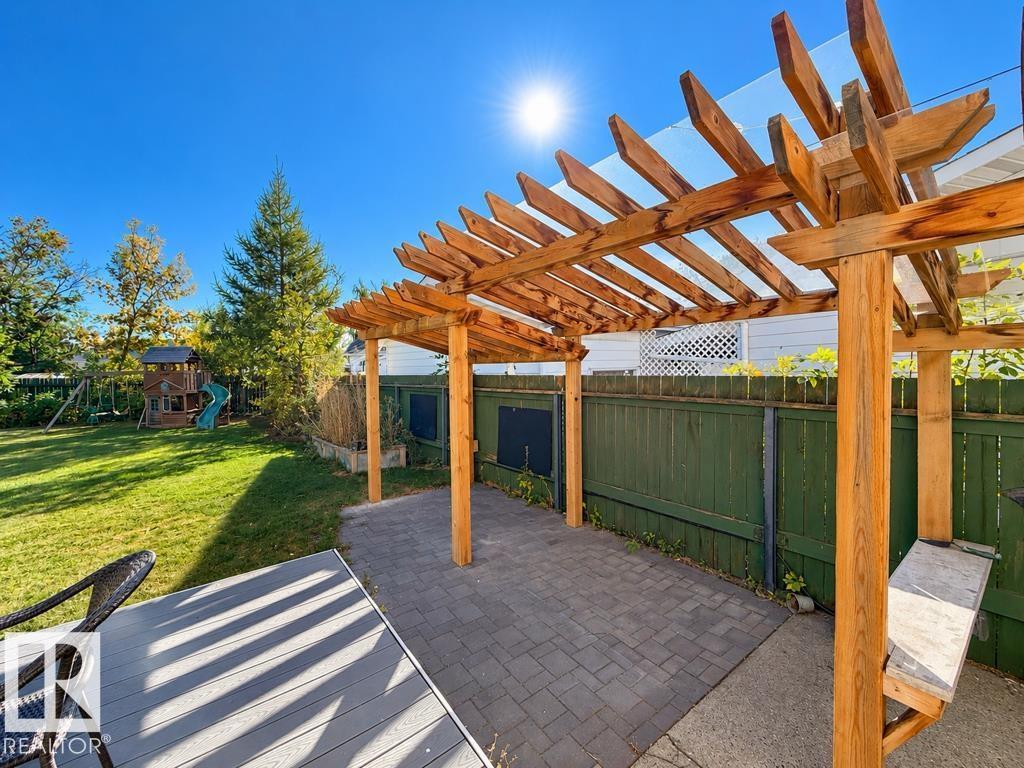 1823 45 ST NW - 56