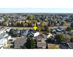 1823 45 St Nw, Edmonton, AB T6L2S6 Photo 9