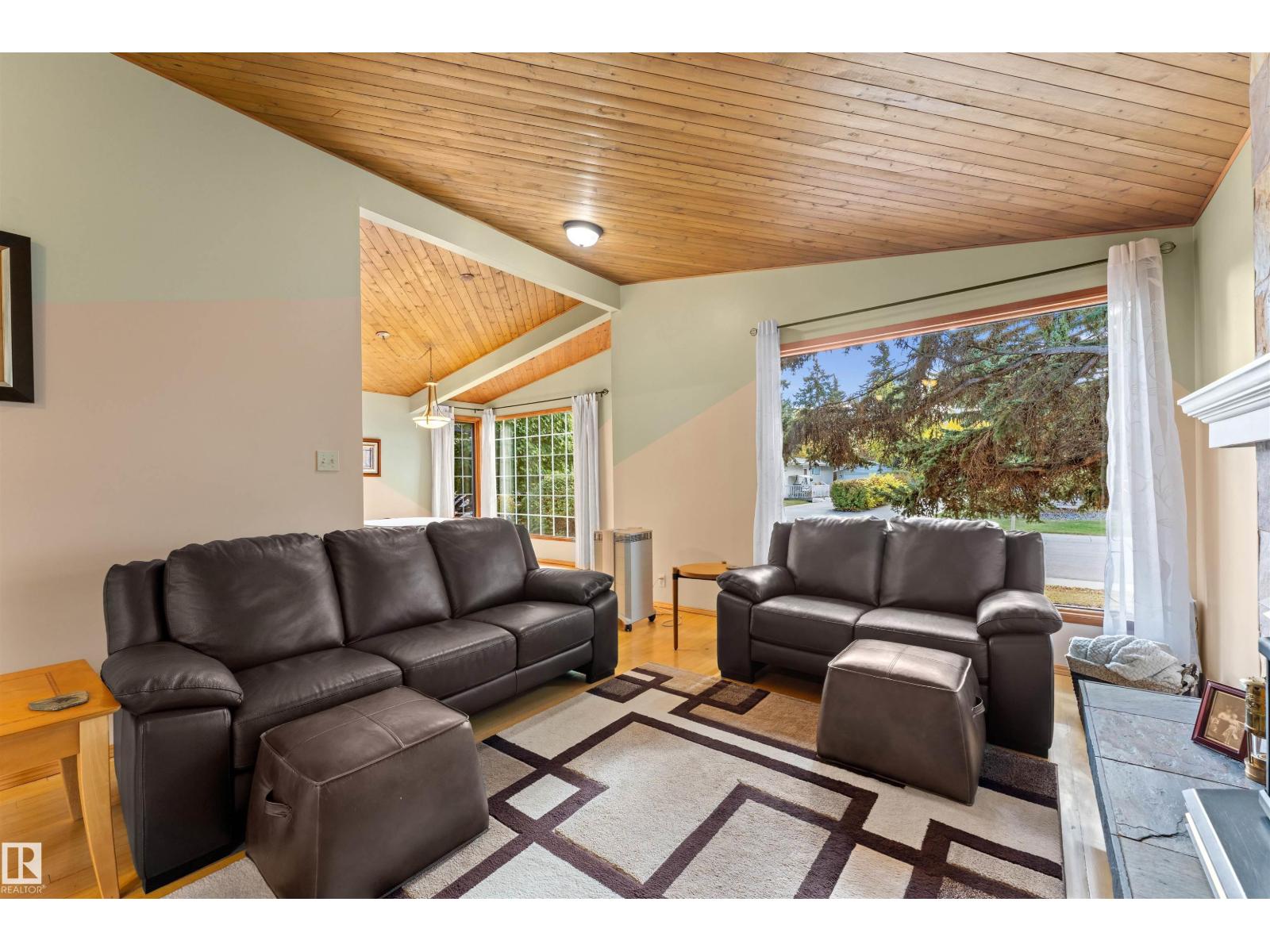 15012 77 AV NW - Image 11