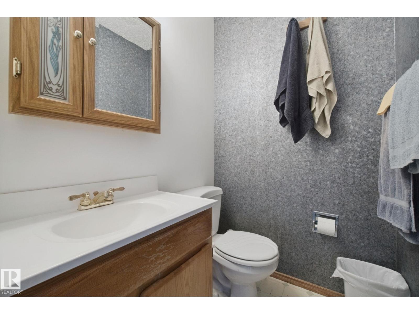 10824 35 AV NW - 28